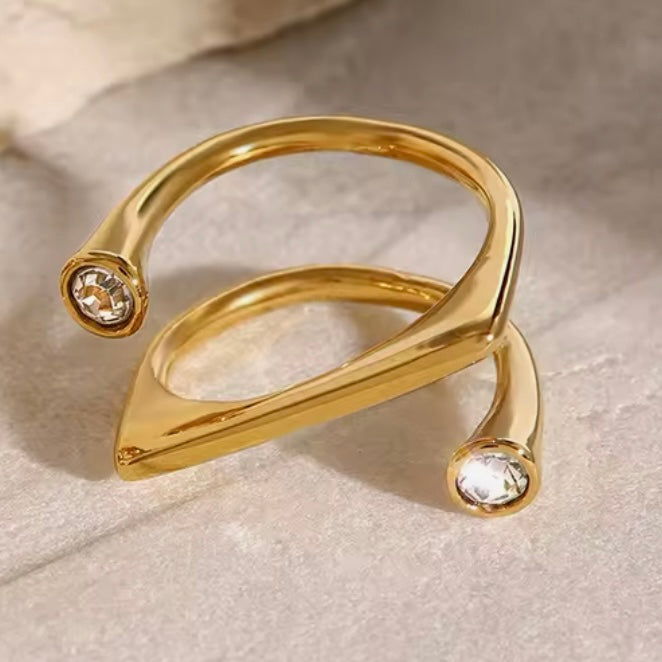 Amary Ring